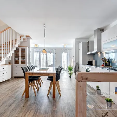 Bernsteinquartier Bq6b - Haus Lachmöwe Ferienhaus Ostseebad Kölpinsee